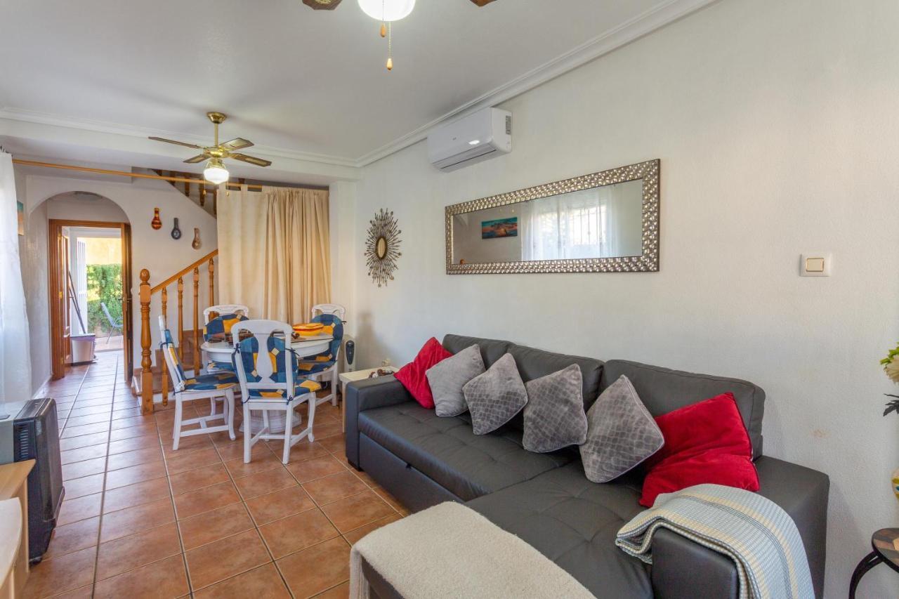 Villa Pool-Side Townhouse In Cabo Roig à Orihuela Extérieur photo